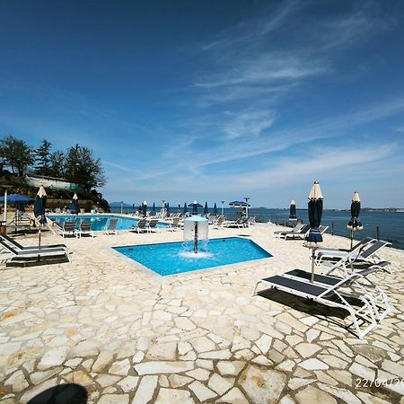 Artemis Beach House Vlore Exterior photo