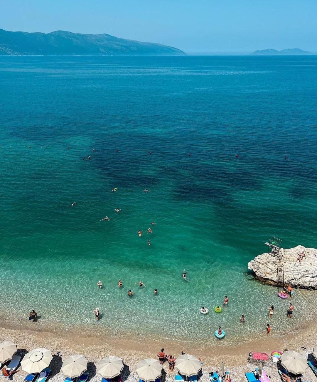 Artemis Beach House Vlore Exterior photo