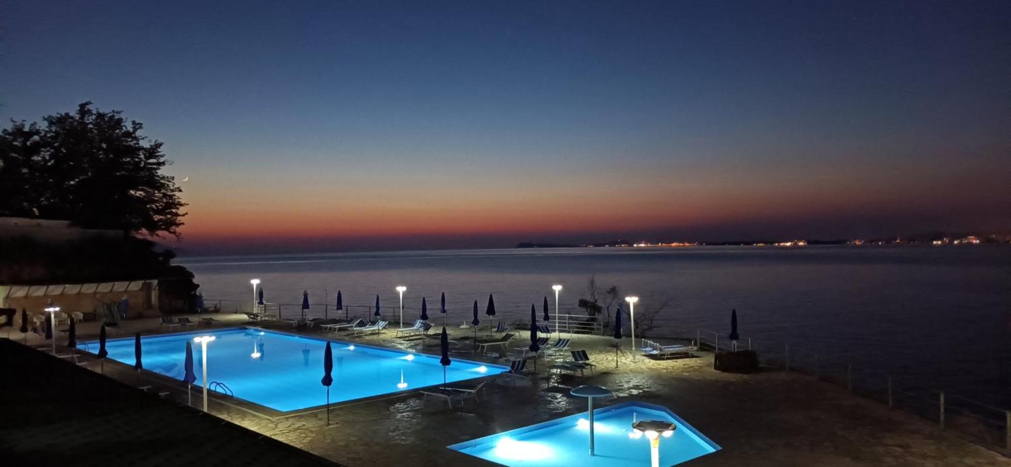 Artemis Beach House Vlore Exterior photo