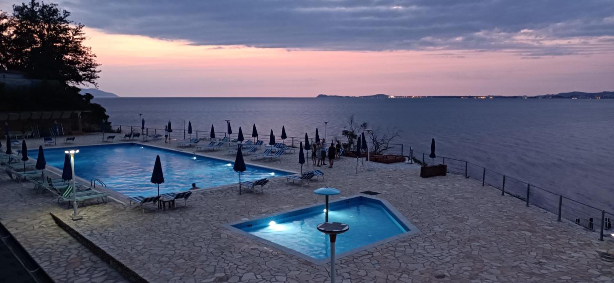 Artemis Beach House Vlore Exterior photo