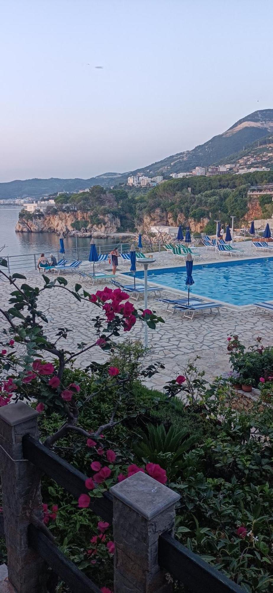 Artemis Beach House Vlore Exterior photo